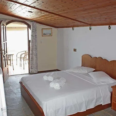 Aparthotel Poseidon 4*