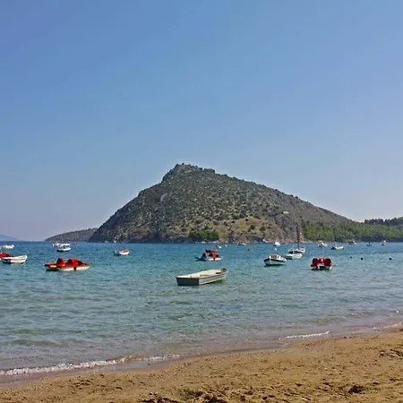 Aparthotel Poseidon 2*
