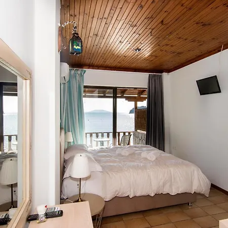 Poseidon Aparthotel