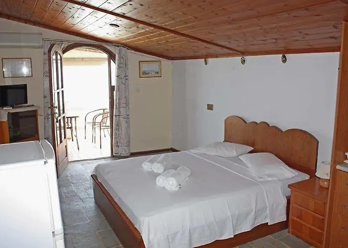 Aparthotel Poseidon 4*