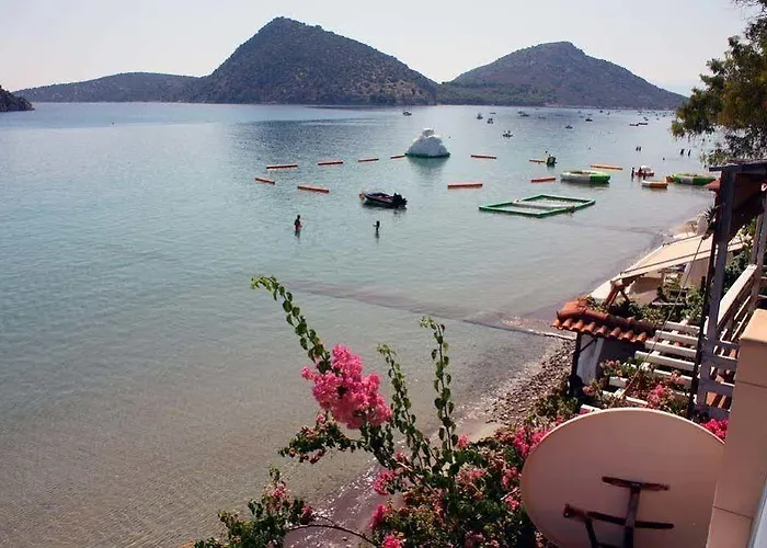 Aparthotel Poseidon 4*