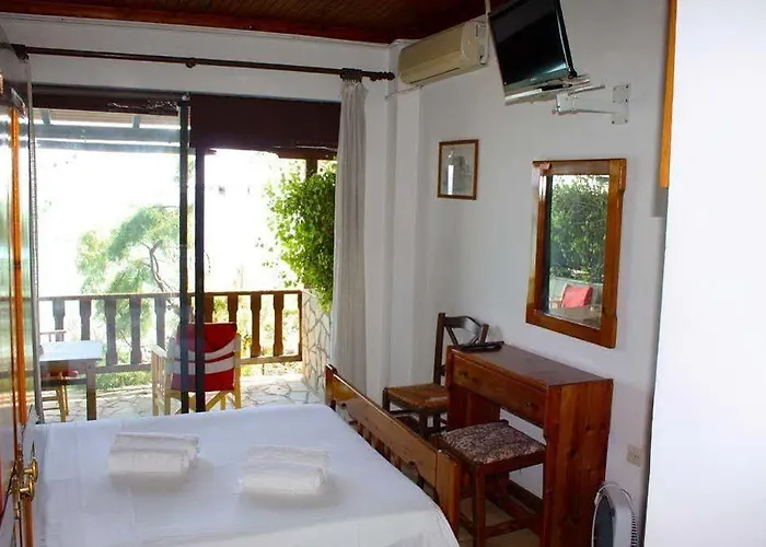 Aparthotel Poseidon 4*